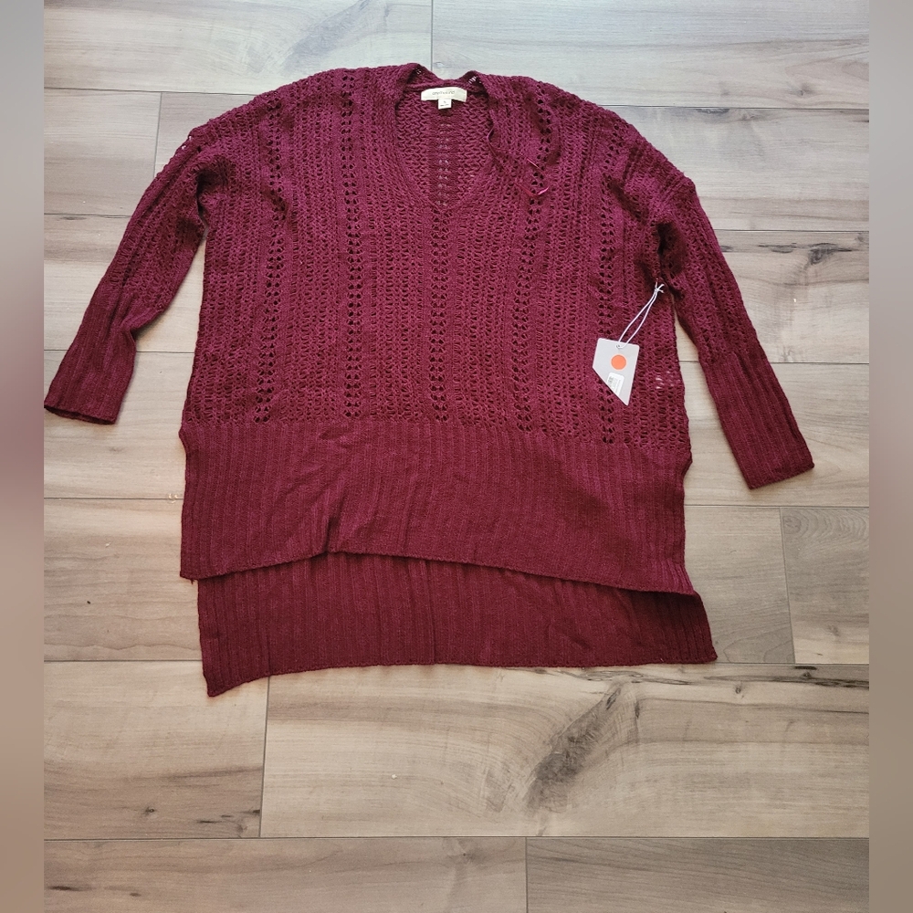 Onetheland Highlow sweater